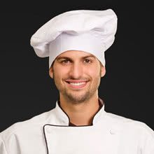 Fillipo Pitti Senior Chef Trained by Antonella and Fabrizio, he leads the team of weekend line chefs.